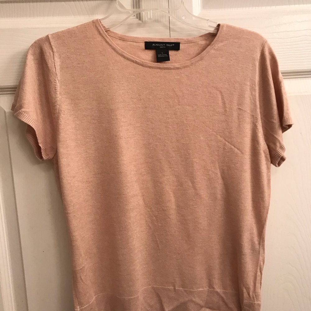 Light weight sweater